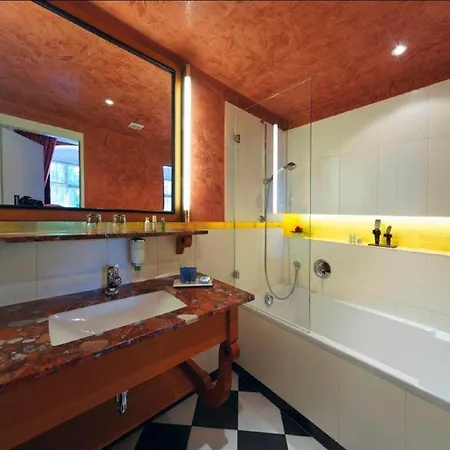 Romantik Der Adelshof 4*