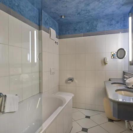 Romantik Der Adelshof 4*
