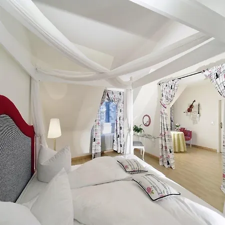 Romantik Der Adelshof 4*