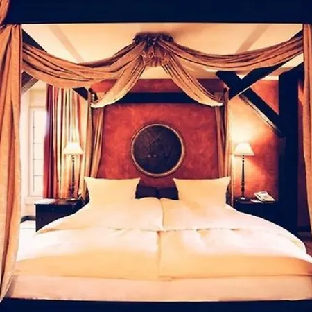 Trip Der Adelshof Hotel 4*