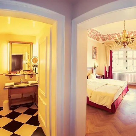 Trip Der Adelshof Hotel 4*